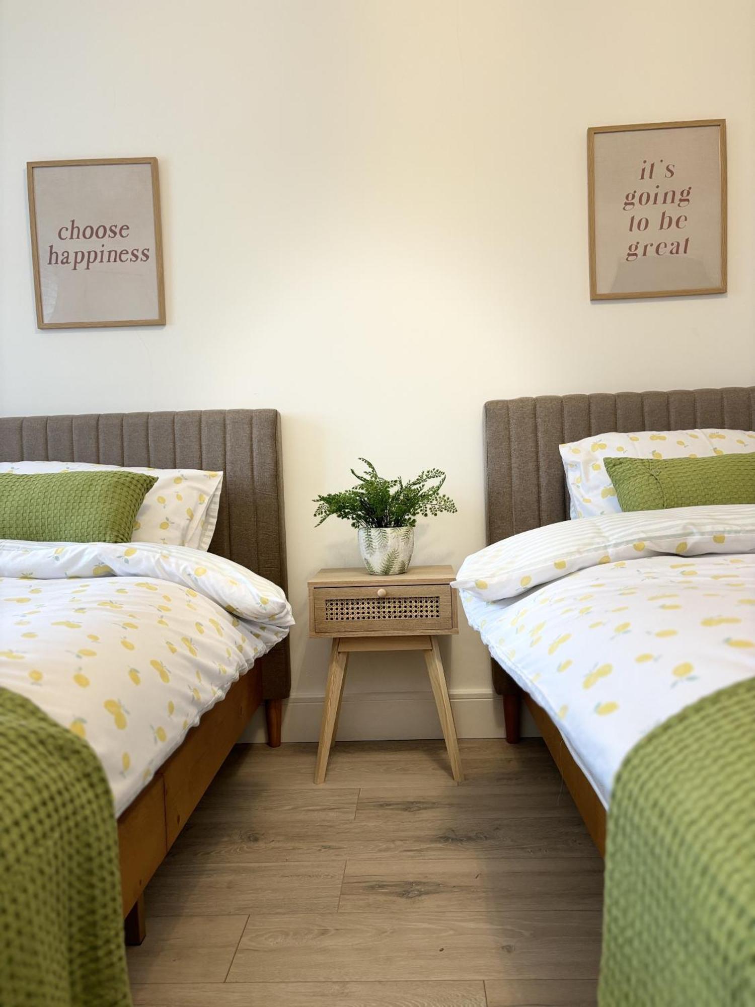 23 Coastal Comfort Милом Экстерьер фото